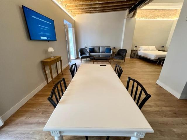 Ti1 Estiloso Loft 120M De La Catedral Tomas De Ibarra Street Séville Extérieur photo