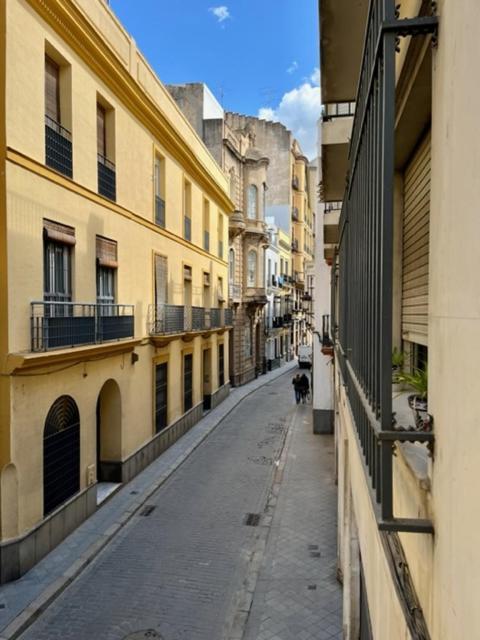 Ti1 Estiloso Loft 120M De La Catedral Tomas De Ibarra Street Séville Extérieur photo